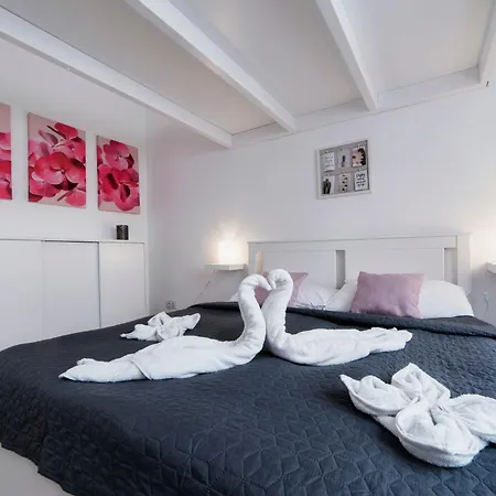 Bilkova Old Town 3* براغ